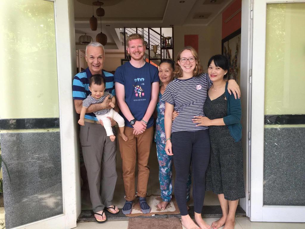 Viets Family River - Hoi An Homestay Zewnętrze zdjęcie